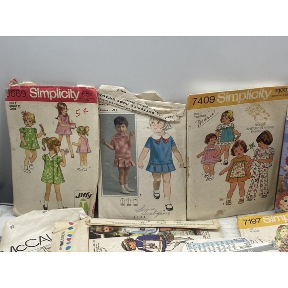 Vintage Mixed Lot Simplicity McCalls Ragedy Ann Misc Kids Wedding Used Patterns - Picture 15 of 16
